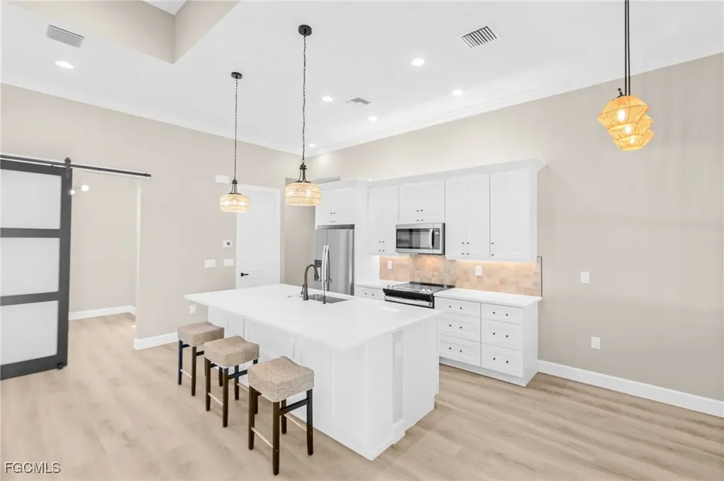 14121 Cedardale Street Fort Myers FL 33905