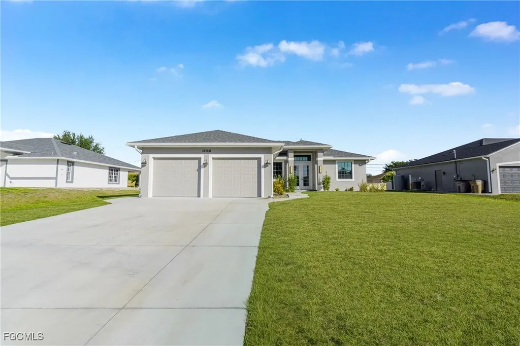 14121 Cedardale Street Fort Myers FL 33905