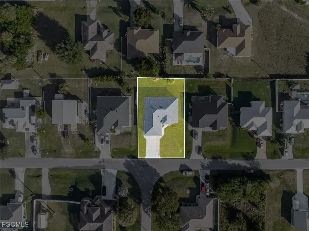 14121 Cedardale Street Fort Myers FL 33905