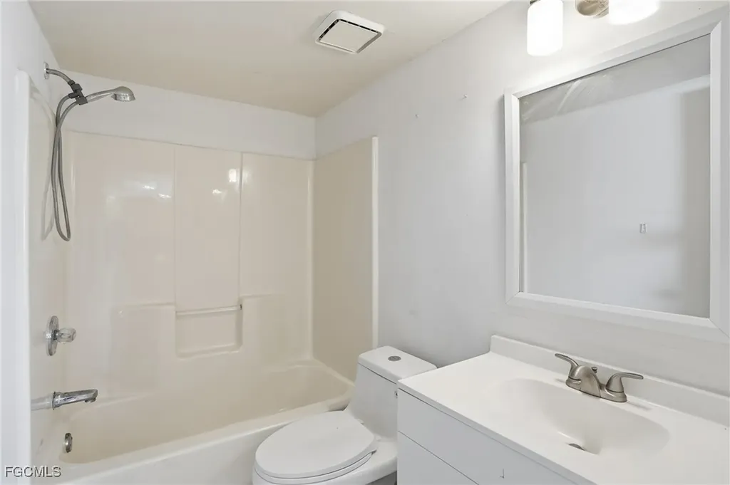 240 Pebble Beach Boulevard Naples FL 34113