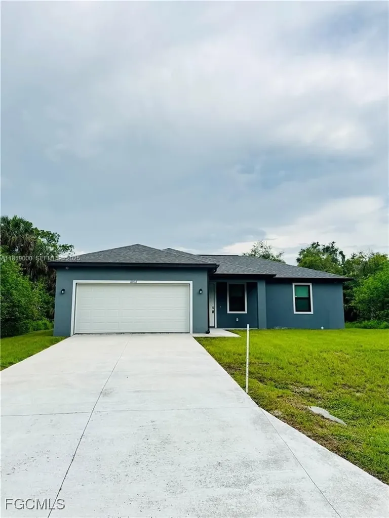6018 Acorn Circle Labelle FL 33935