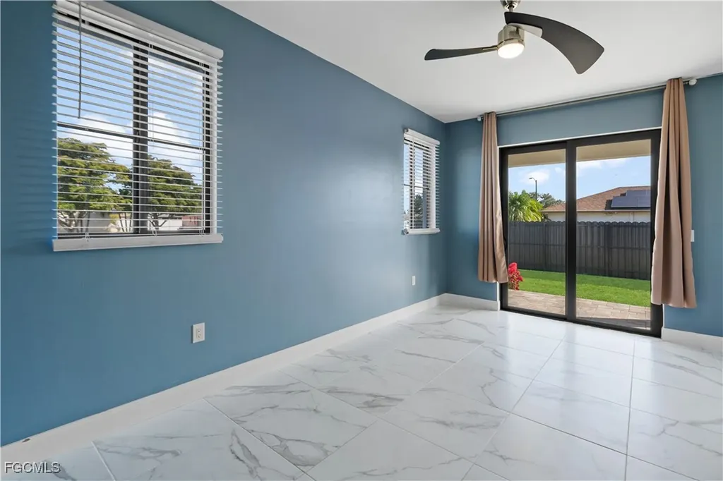 24 Crestwood Circle S Lehigh Acres FL 33936