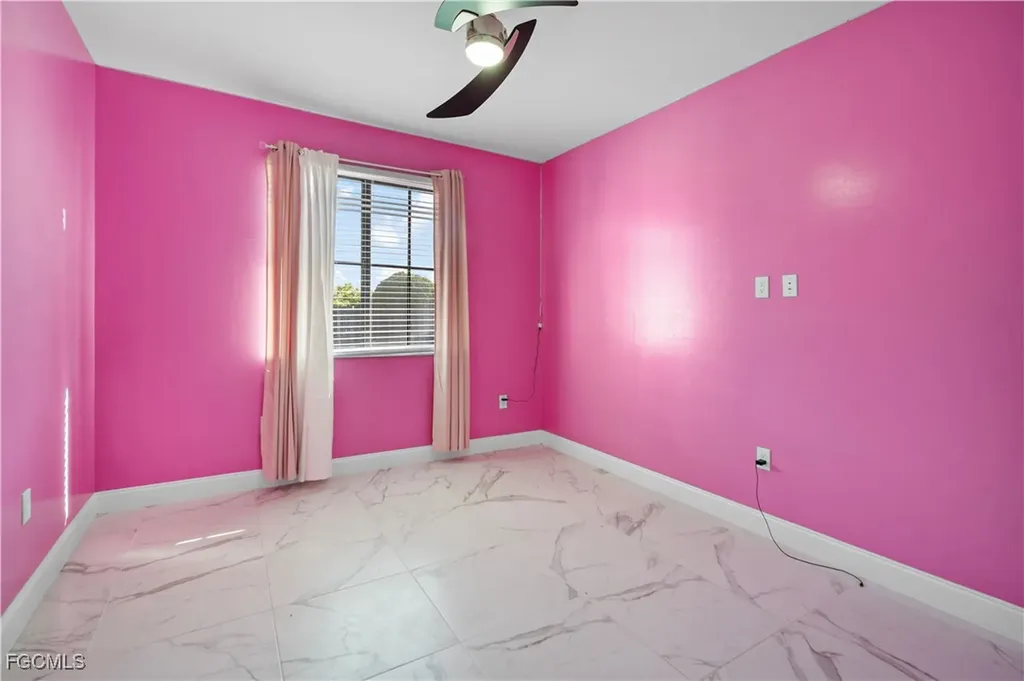 24 Crestwood Circle S Lehigh Acres FL 33936