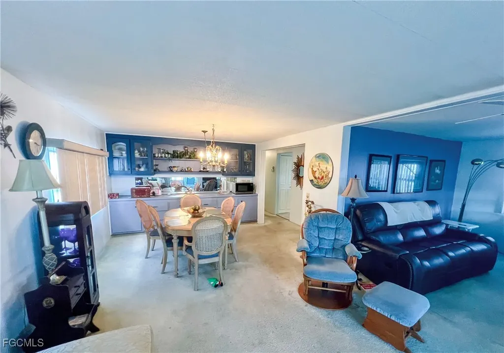 11 Derwent Boulevard Fort Myers FL 33908