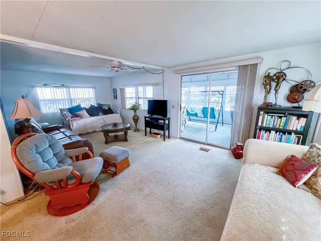 11 Derwent Boulevard Fort Myers FL 33908