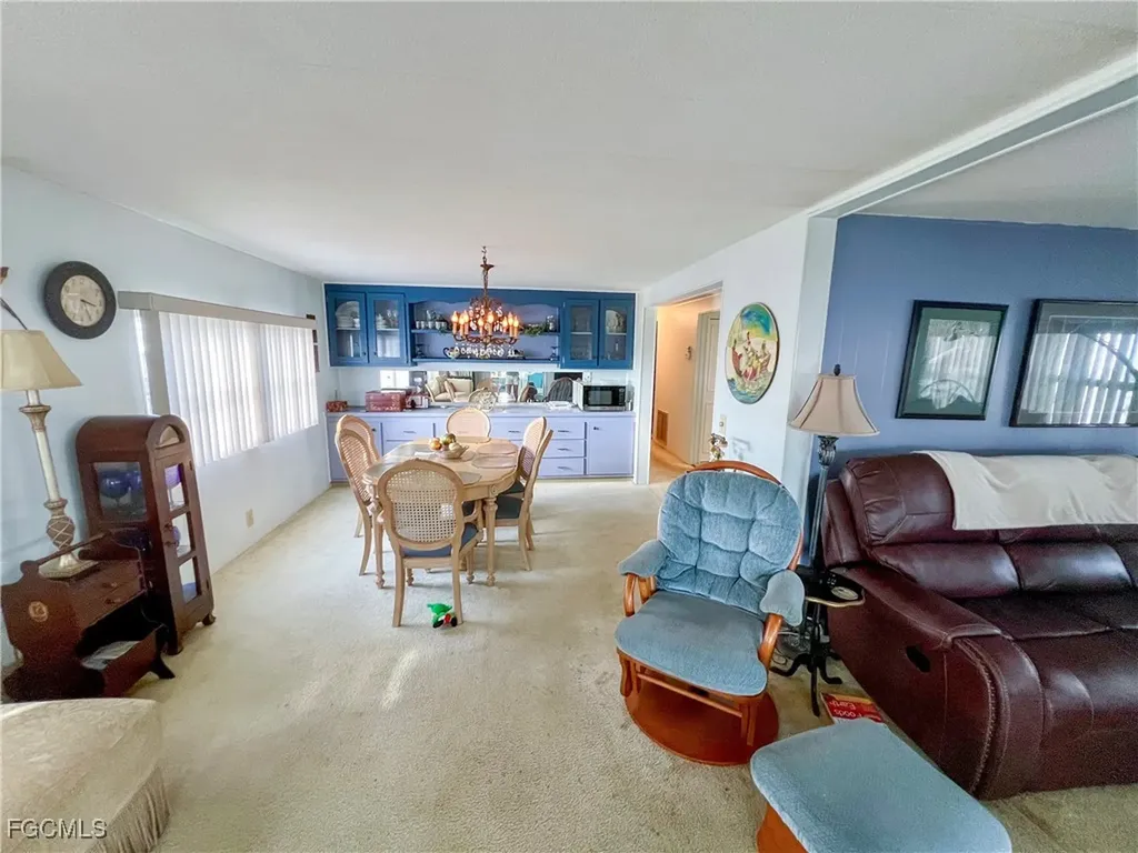 11 Derwent Boulevard Fort Myers FL 33908