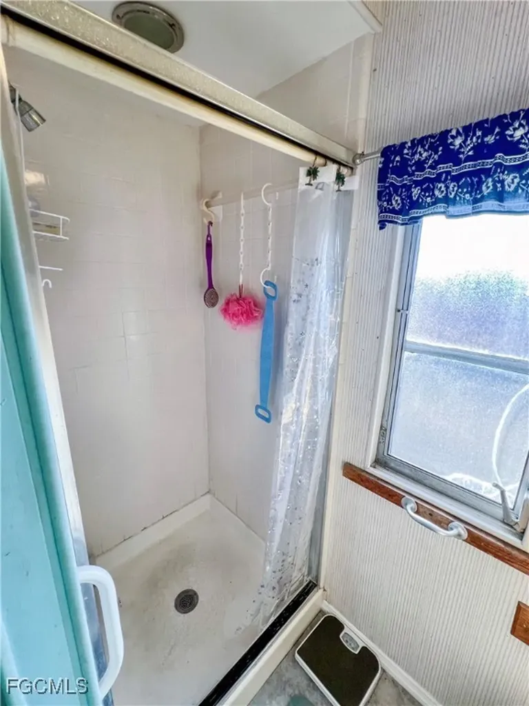 11 Derwent Boulevard Fort Myers FL 33908