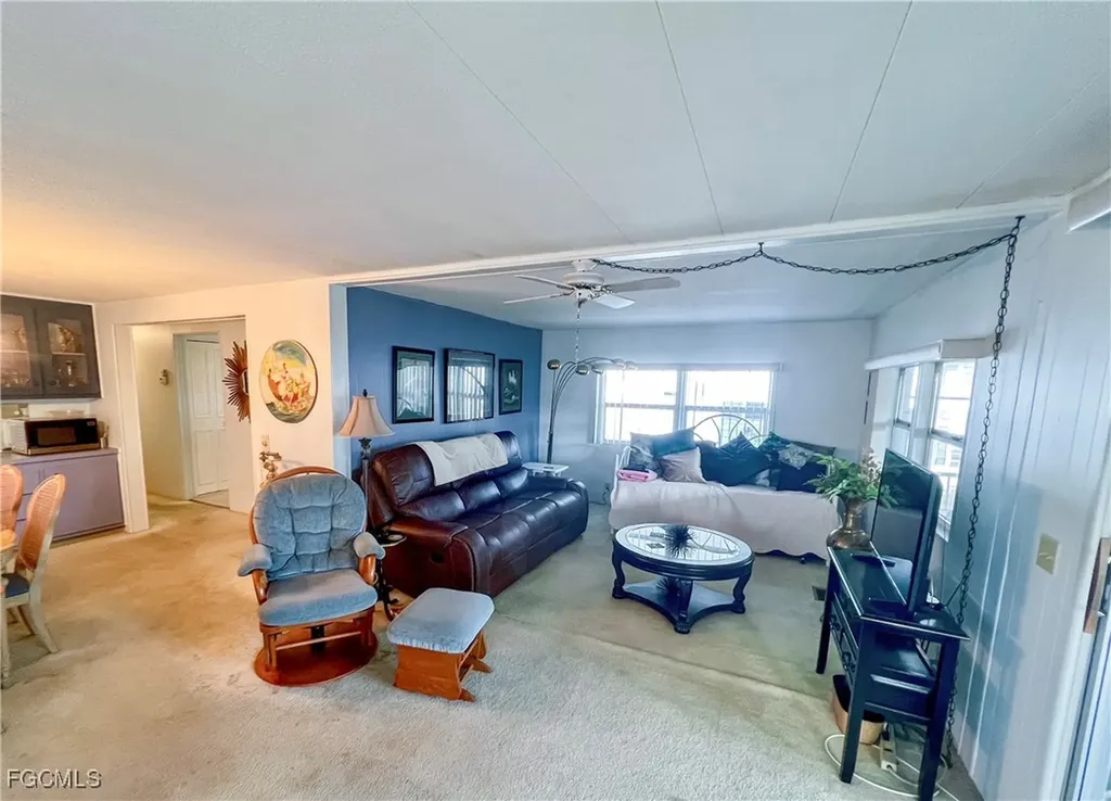 11 Derwent Boulevard Fort Myers FL 33908