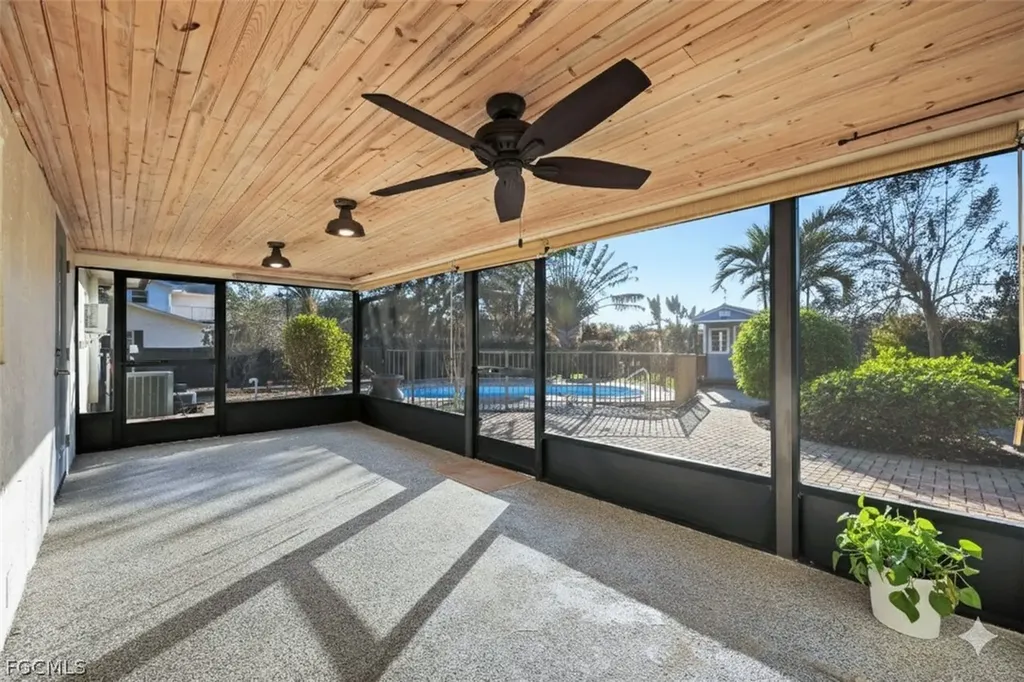 4900 Shady River Lane Fort Myers FL 33905