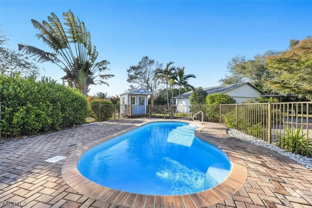 4900 Shady River Lane Fort Myers FL 33905