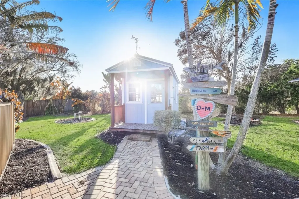 4900 Shady River Lane Fort Myers FL 33905