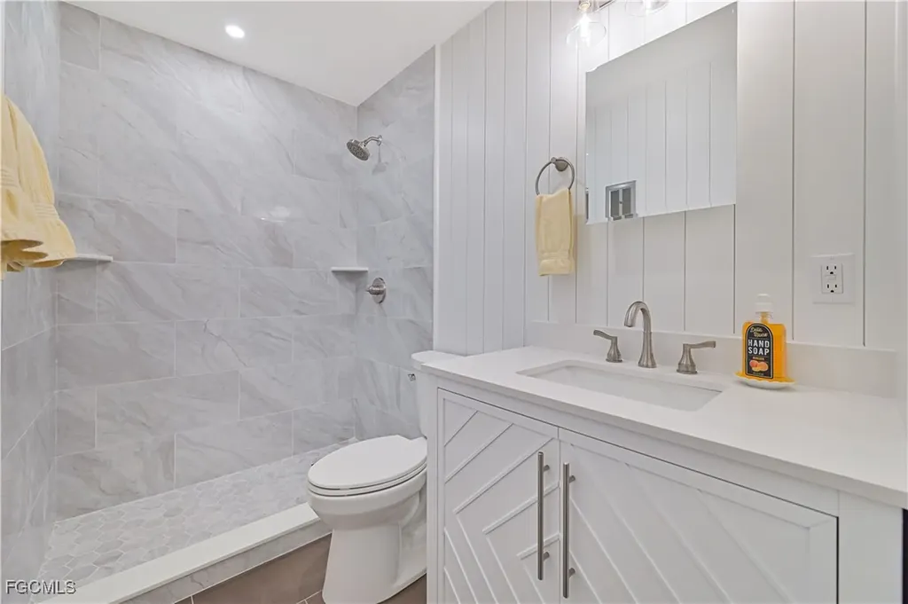 223 3rd Avenue S Naples FL 34102