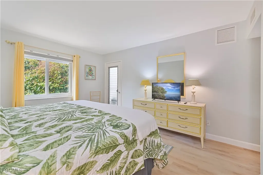 223 3rd Avenue S Naples FL 34102