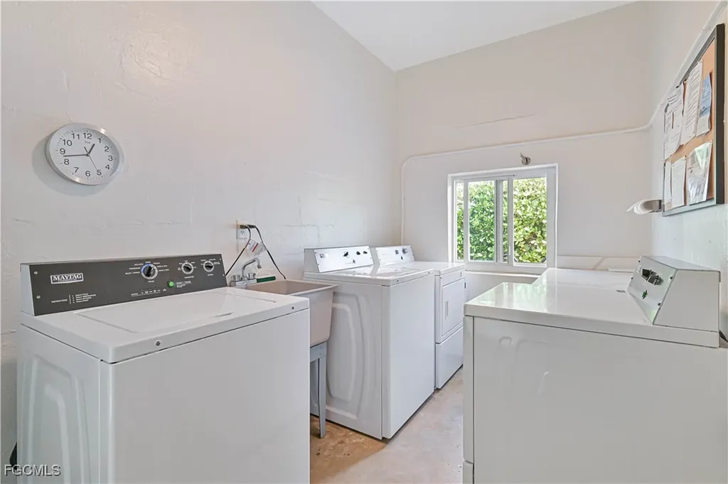223 3rd Avenue S Naples FL 34102