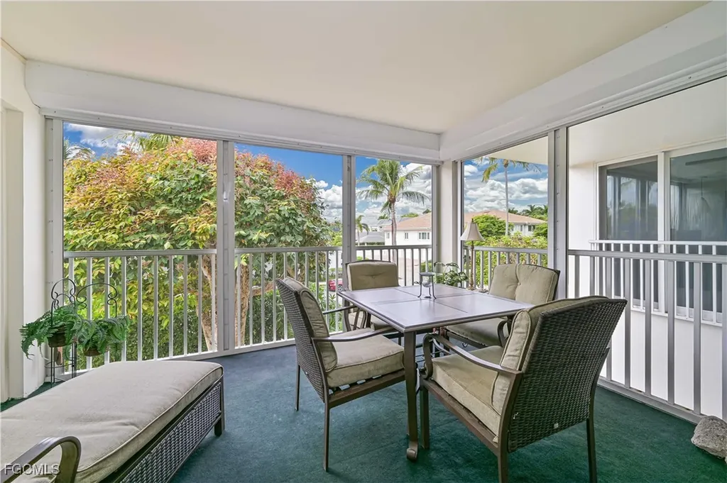 223 3rd Avenue S Naples FL 34102