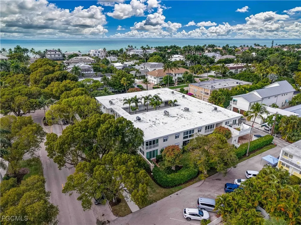 223 3rd Avenue S Naples FL 34102