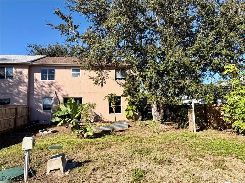 857 Bedford Drive Lehigh Acres FL 33974