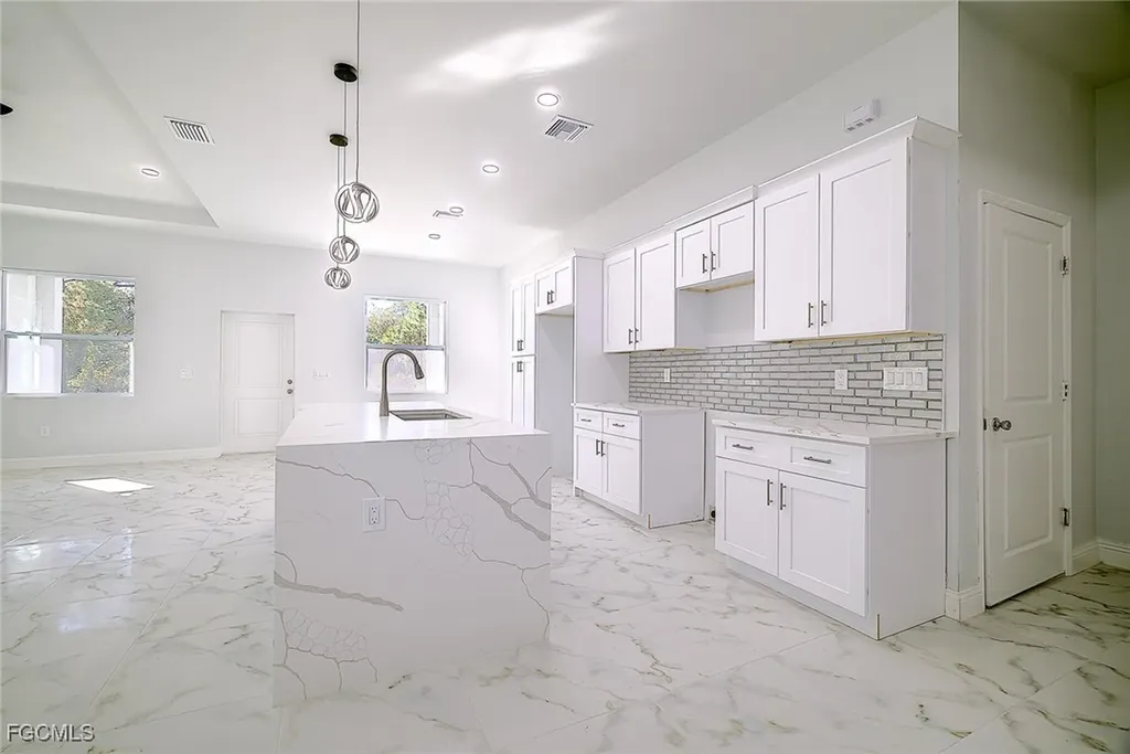 374 Nestle Avenue Lehigh Acres FL 33972