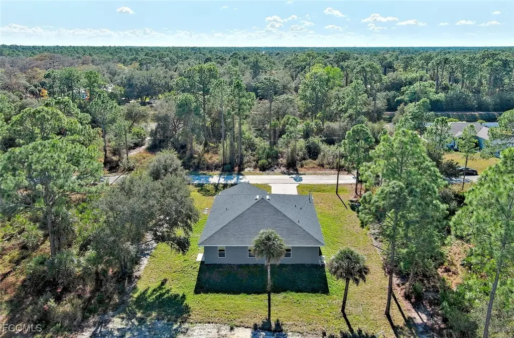 374 Nestle Avenue Lehigh Acres FL 33972