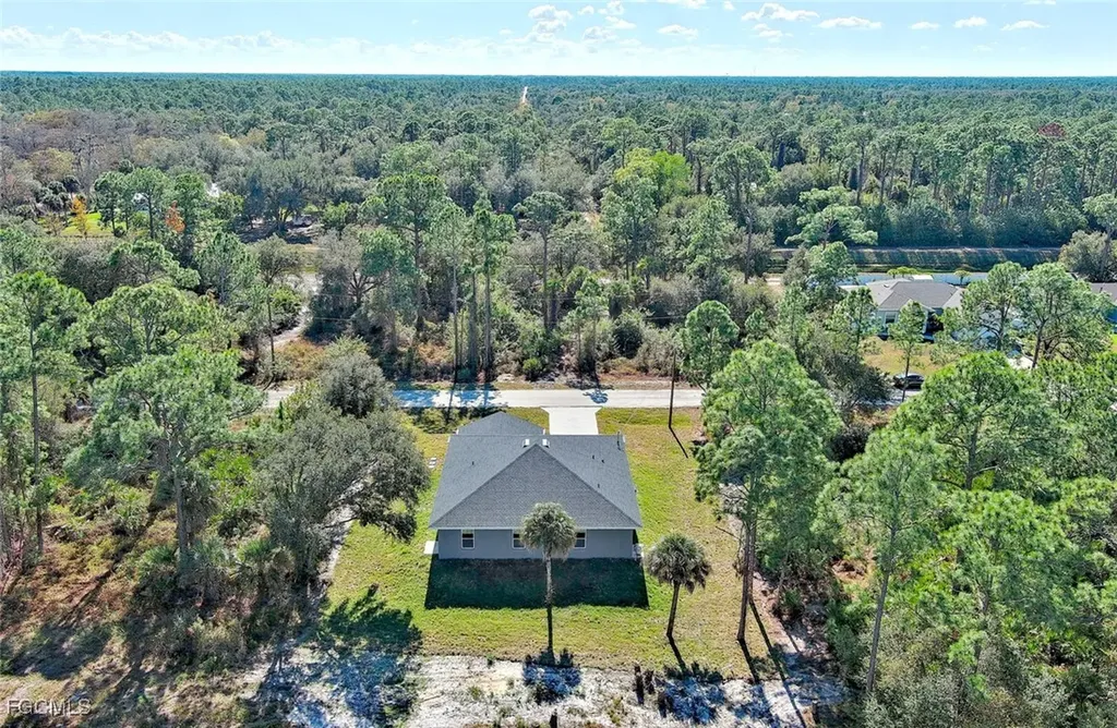 374 Nestle Avenue Lehigh Acres FL 33972