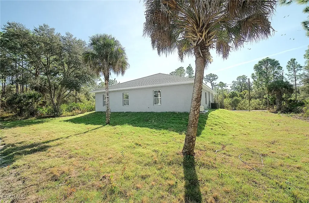 374 Nestle Avenue Lehigh Acres FL 33972