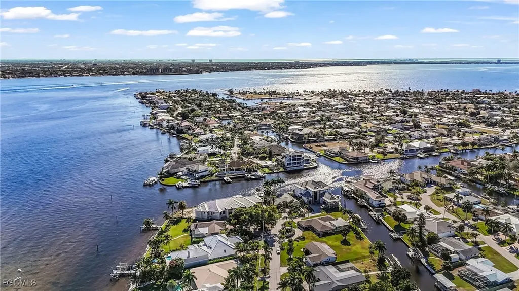 5345 Nautilus Drive Cape Coral FL 33904