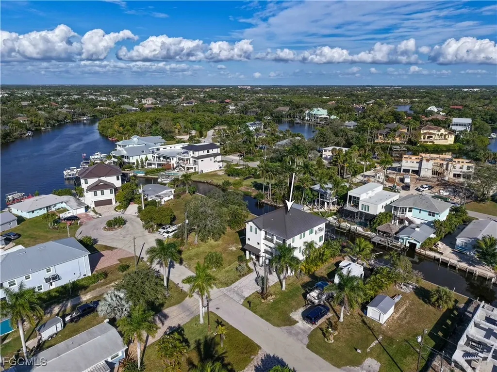 27570 Tarpon Way Bonita Springs FL 34134
