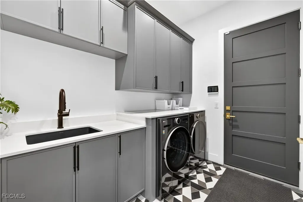 6707 Daniel Court Fort Myers FL 33908