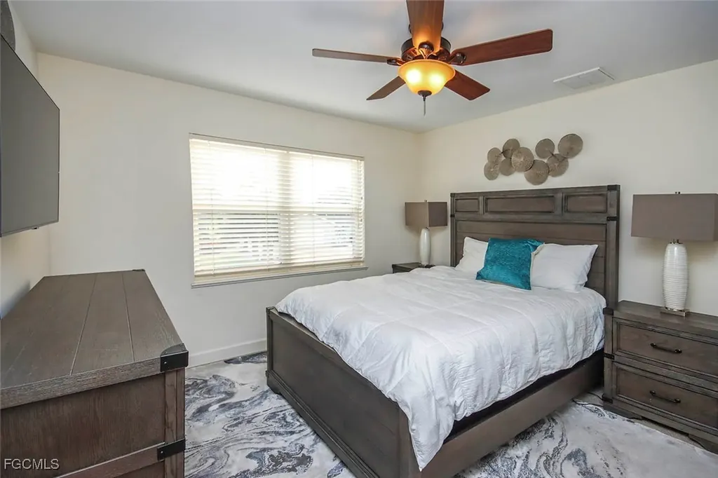 1319 Par View Drive Sanibel FL 33957