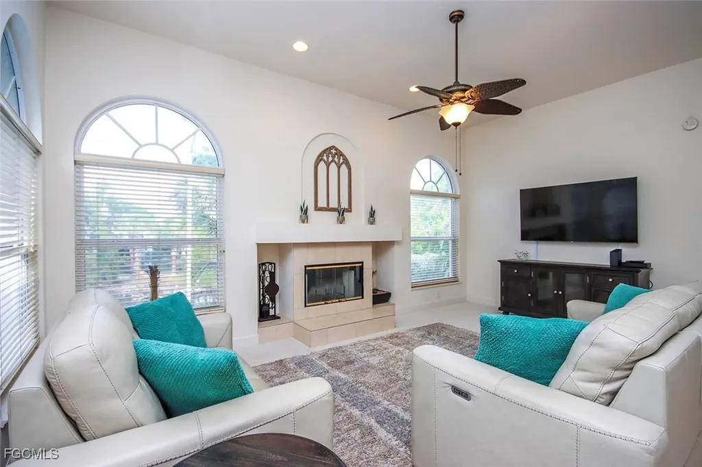 1319 Par View Drive Sanibel FL 33957
