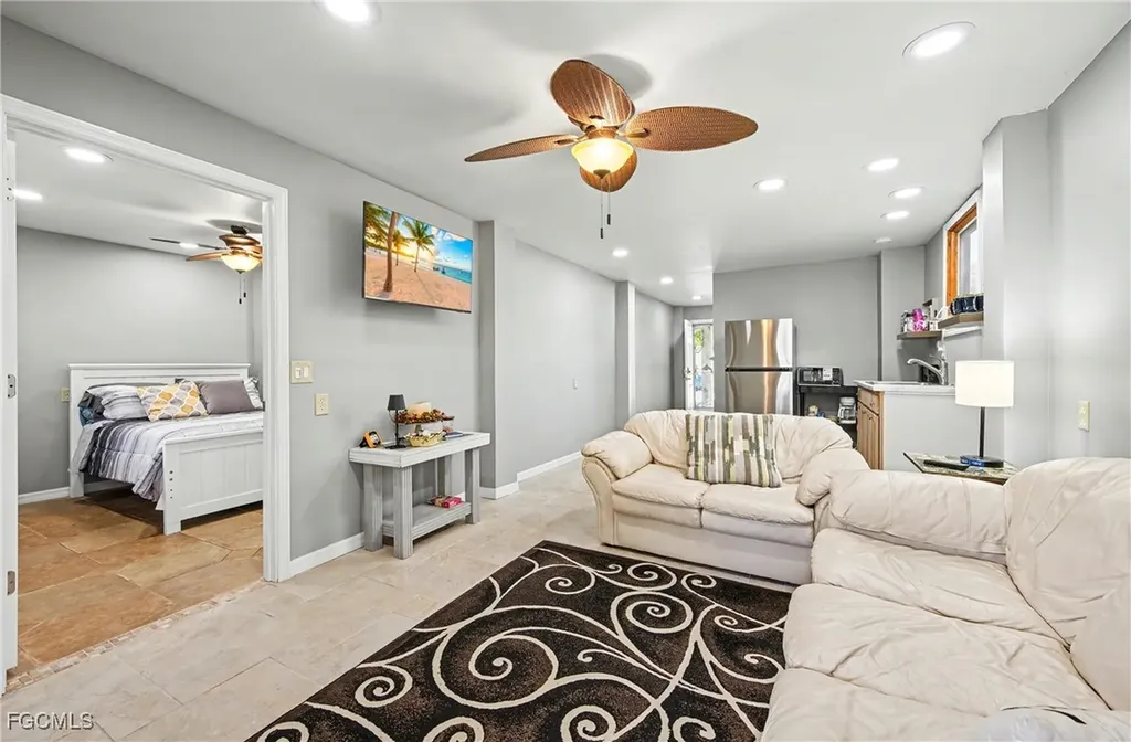 285 Dundee Road Fort Myers Beach FL 33931