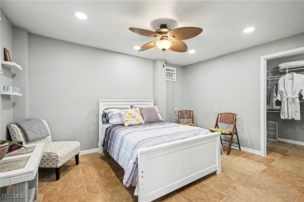 285 Dundee Road Fort Myers Beach FL 33931