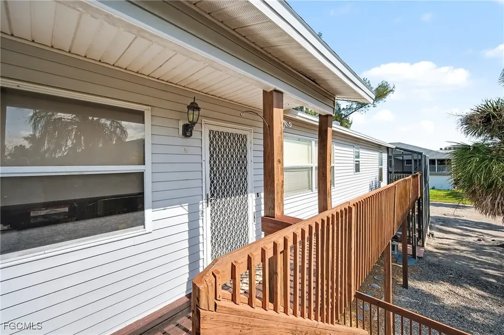 285 Dundee Road Fort Myers Beach FL 33931