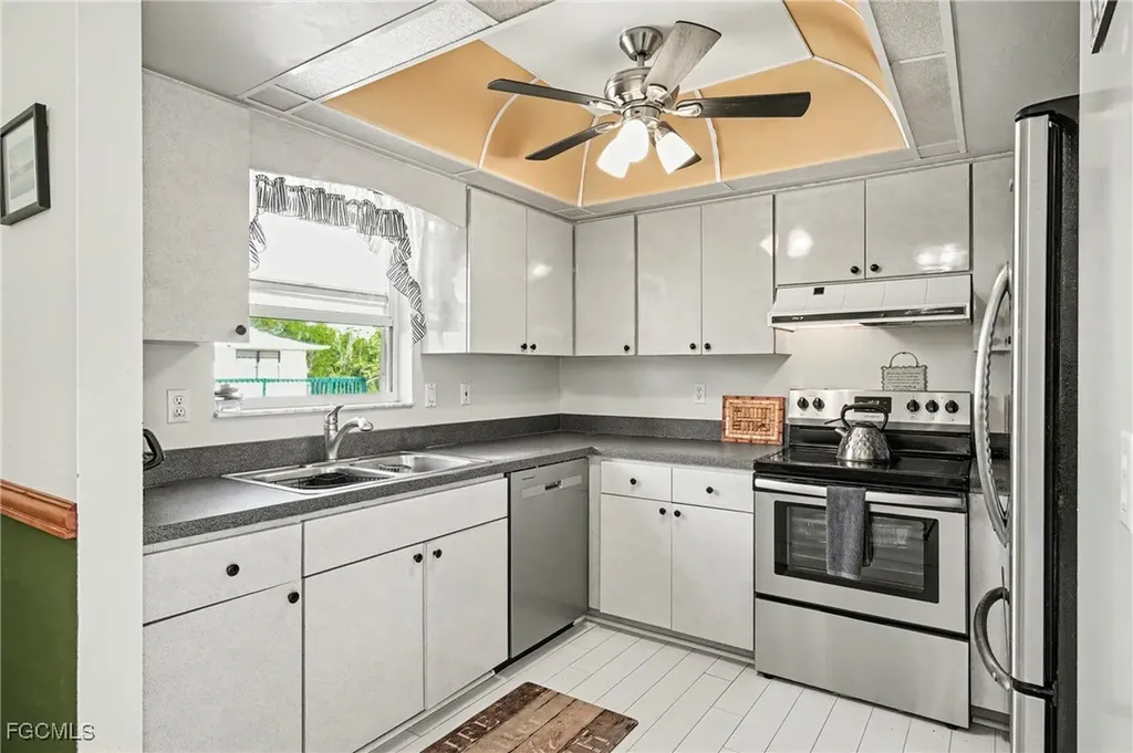 285 Dundee Road Fort Myers Beach FL 33931