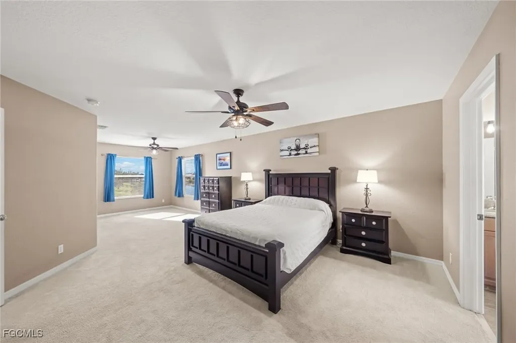 2084 Cape Heather Circle Cape Coral FL 33991