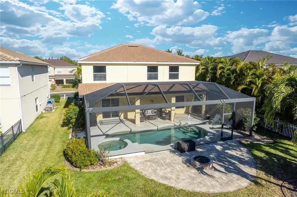 2084 Cape Heather Circle Cape Coral FL 33991