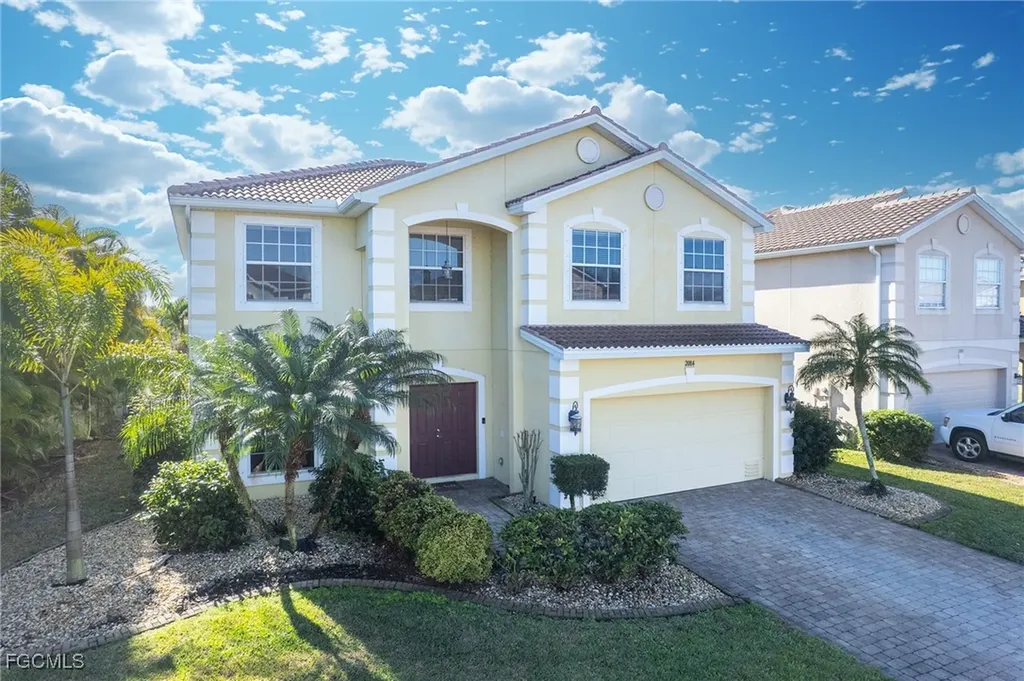 2084 Cape Heather Circle Cape Coral FL 33991