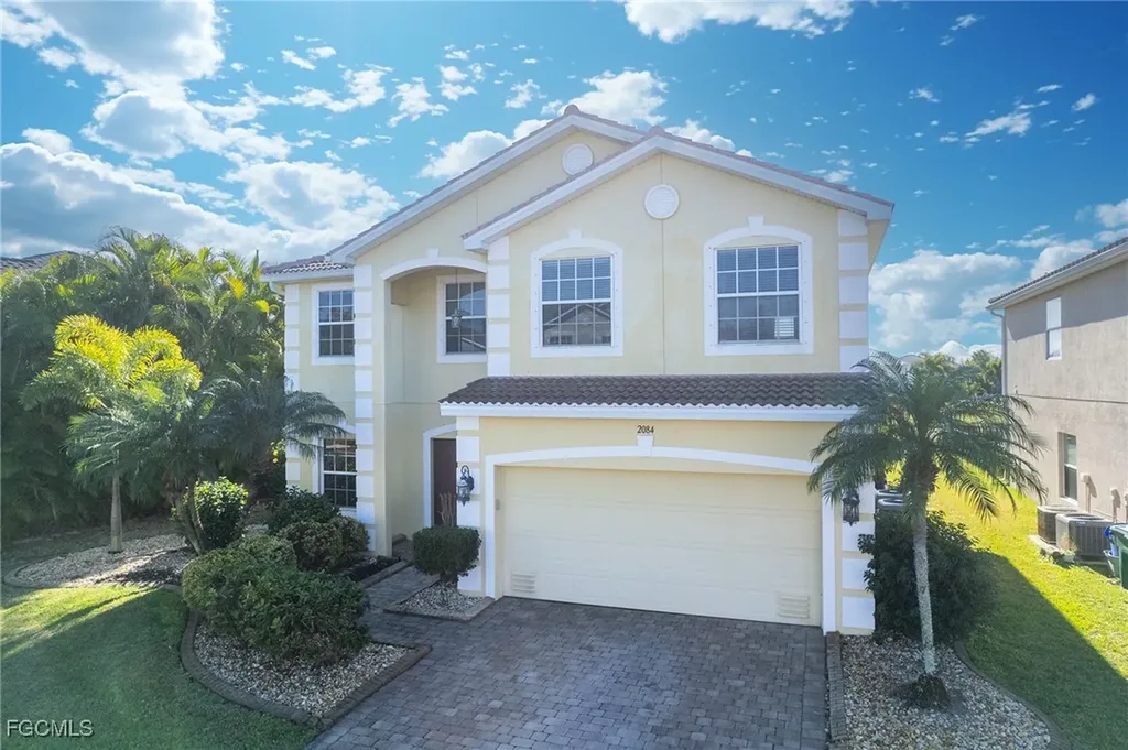 2084 Cape Heather Circle Cape Coral FL 33991
