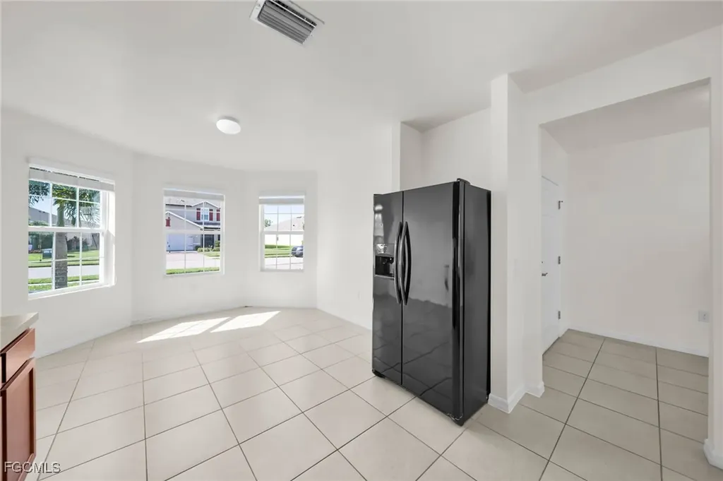 3477 Acapulco Circle Cape Coral FL 33909