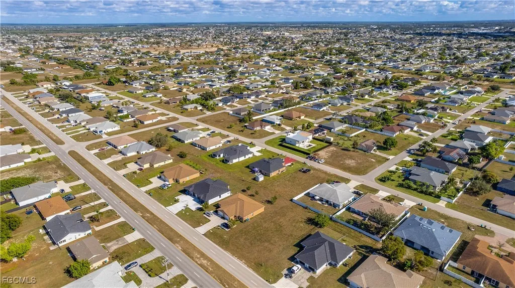 913 Andalusia Boulevard Cape Coral FL 33909