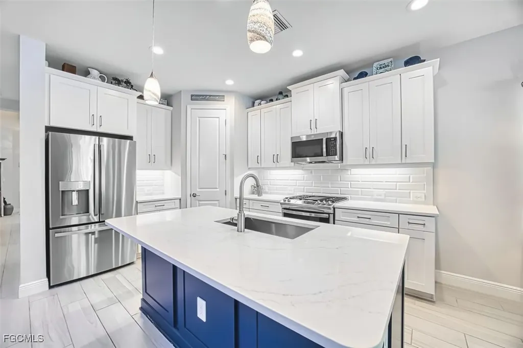 8794 Pigeon Key Fort Myers FL 33908