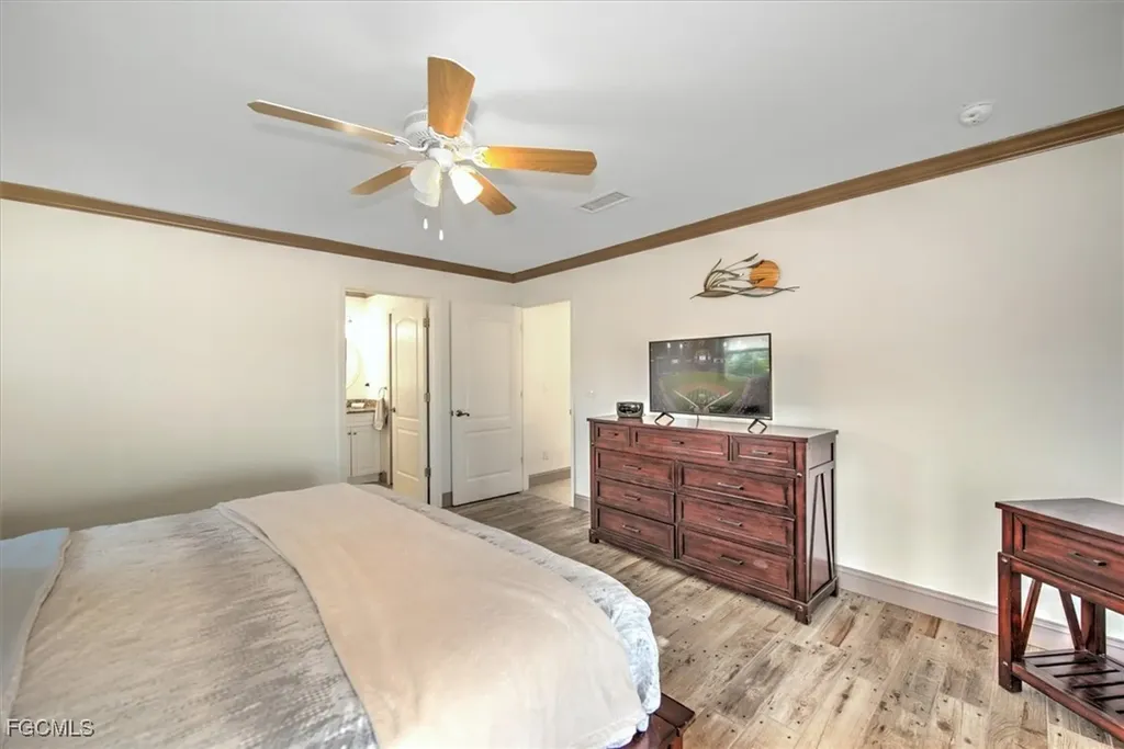 807 Montclaire Court Cape Coral FL 33904