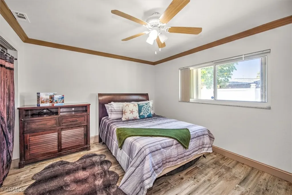 807 Montclaire Court Cape Coral FL 33904