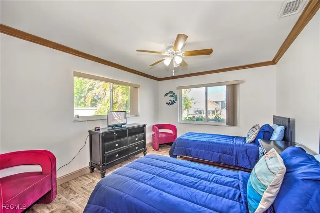 807 Montclaire Court Cape Coral FL 33904