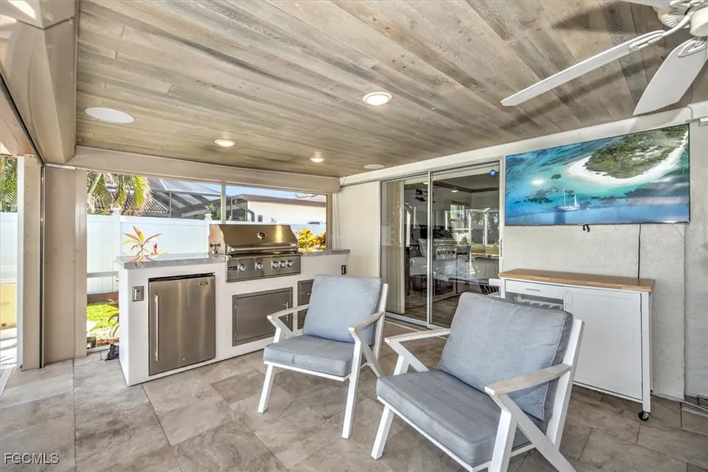 807 Montclaire Court Cape Coral FL 33904