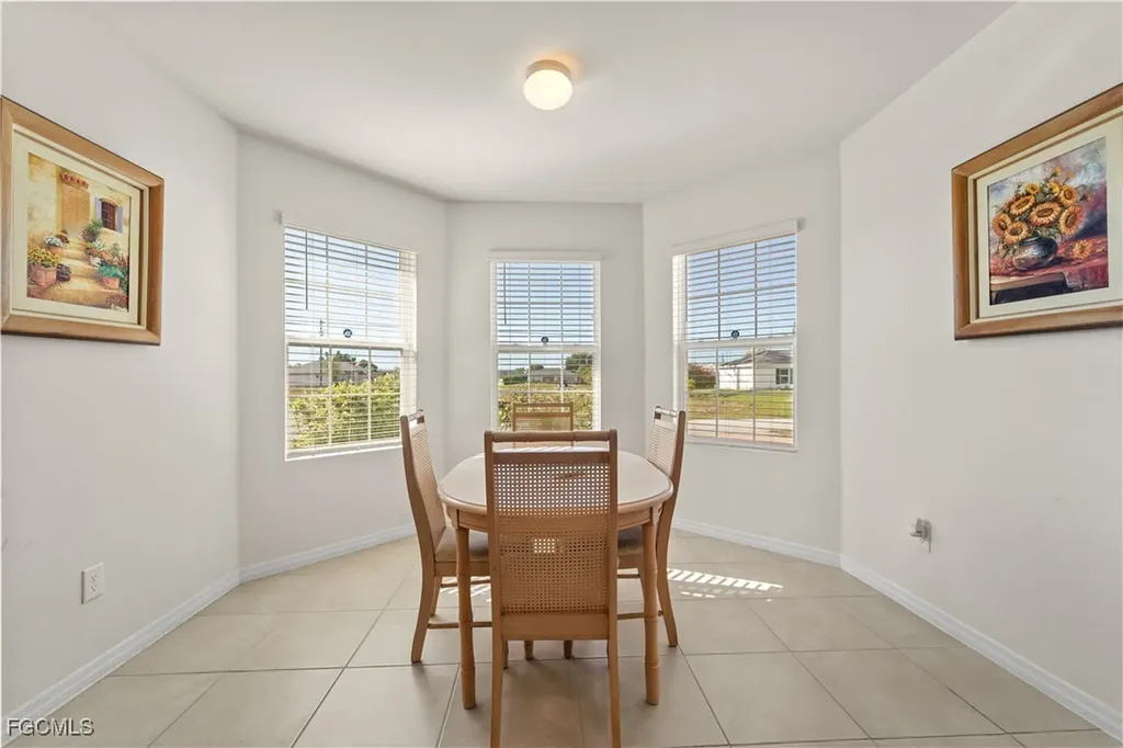 1809 NE 5th Court Cape Coral FL 33909