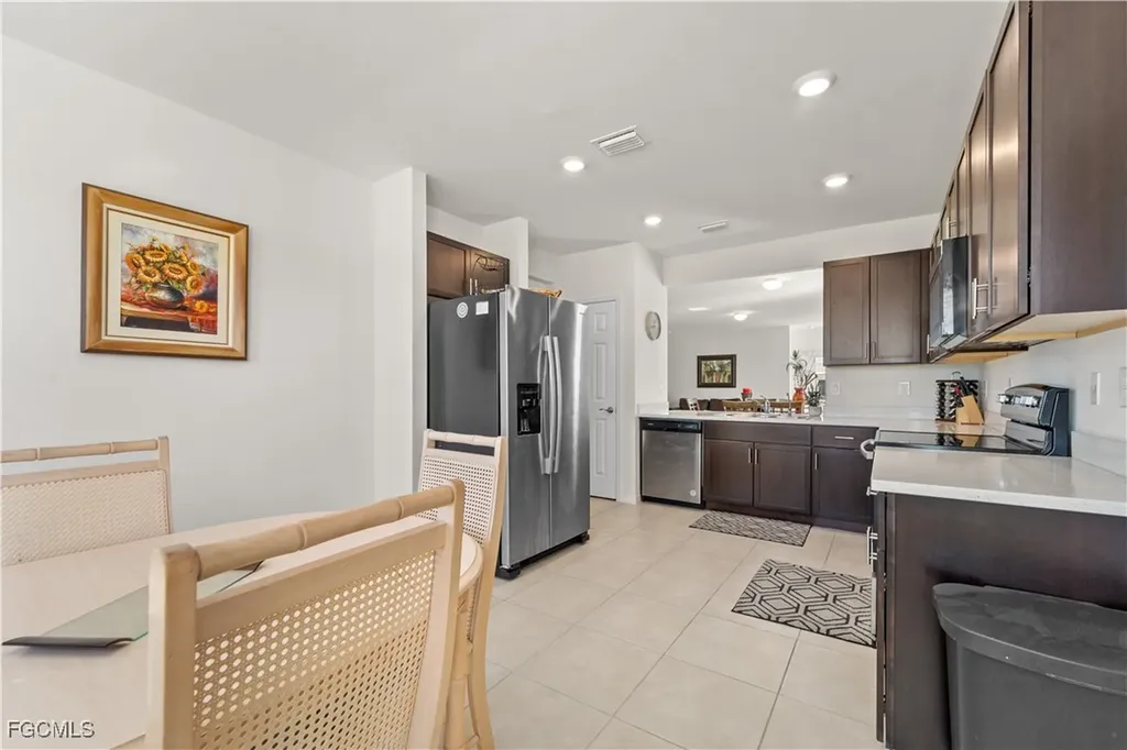 1809 NE 5th Court Cape Coral FL 33909