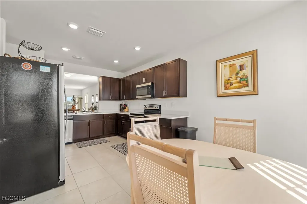 1809 NE 5th Court Cape Coral FL 33909