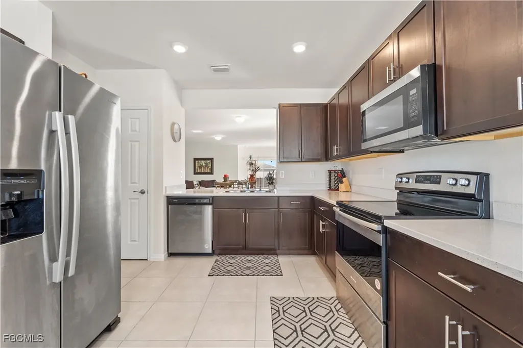 1809 NE 5th Court Cape Coral FL 33909