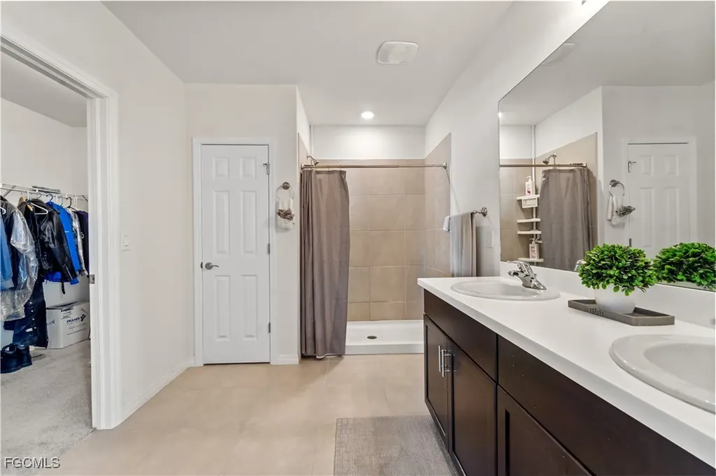 1809 NE 5th Court Cape Coral FL 33909
